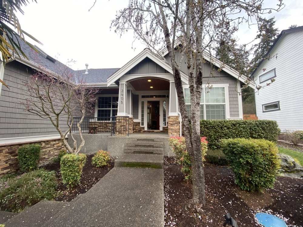 Exterior painting our work Vanhousing